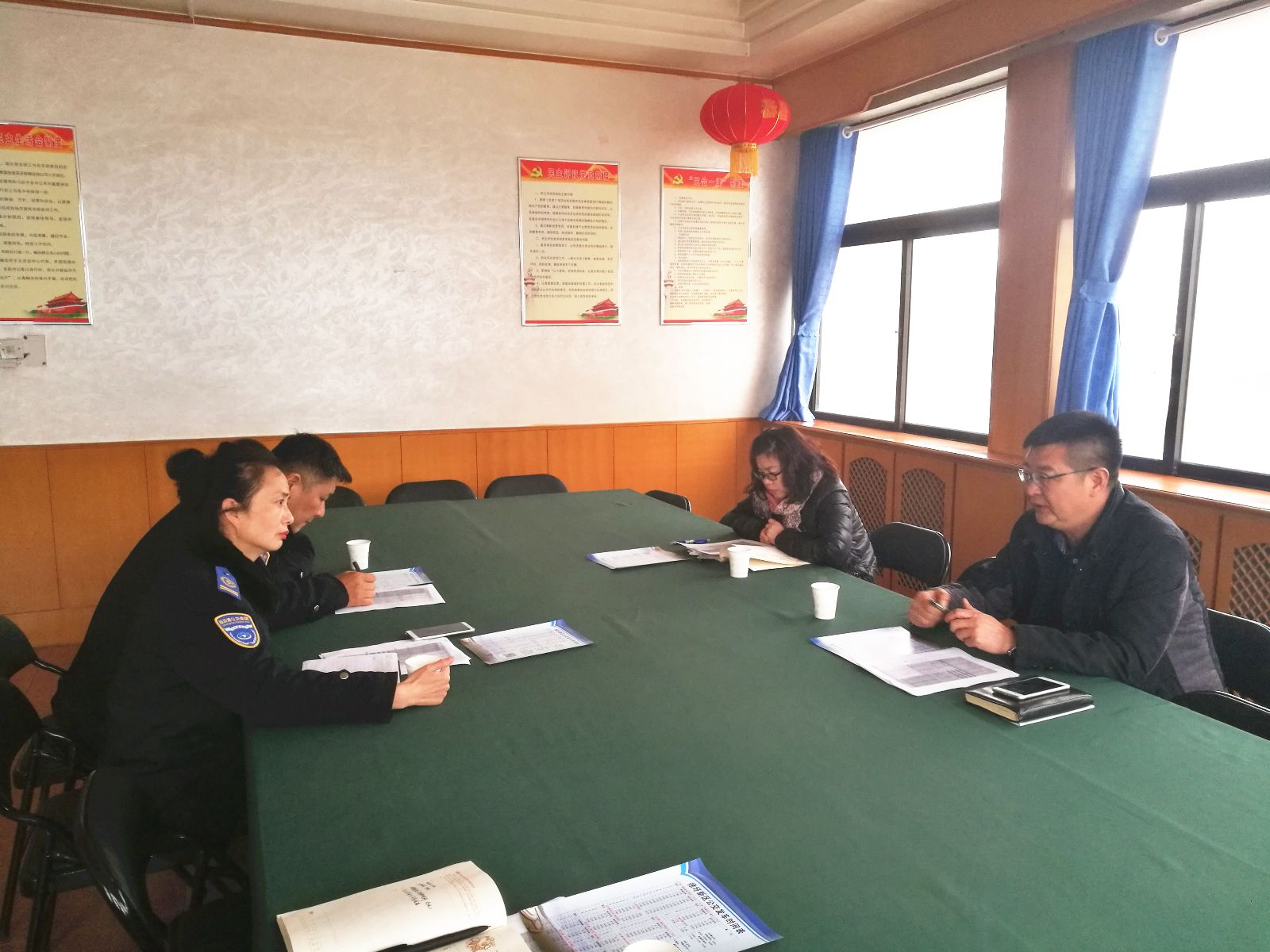 徐圩新區赴公交集團佳連公司商討線路優化調整相關事宜