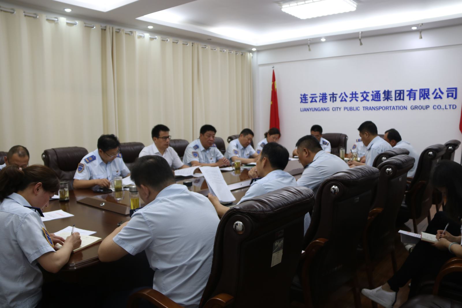 公交集團(tuán)召開2019“連云港之夏”群星演唱會(huì)交通運(yùn)輸保障工作會(huì)議